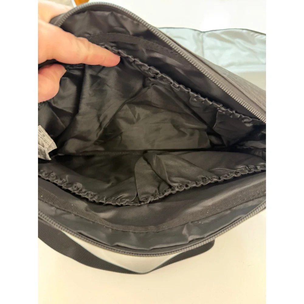 Momcozy portable diaper